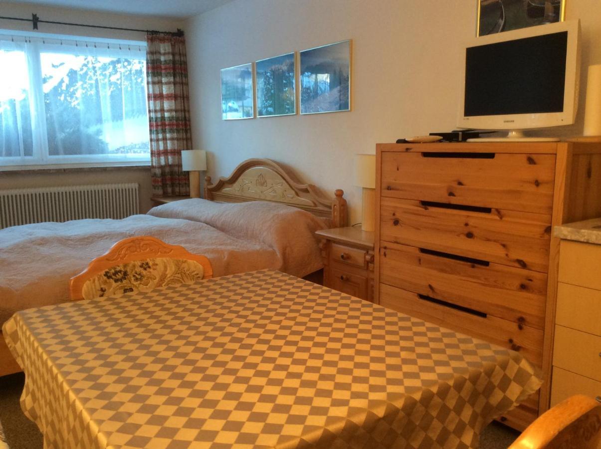 Double Room With A Kitchenette And Private Bathroom In A Beautiful Surrounding Sautens Esterno foto